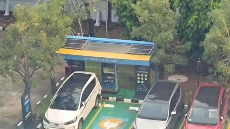 Foto - Innova EV Beredar Lagi Di Jalanan. Kejutan Apakah Yang Akan Dihadirkan Toyota?