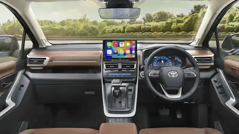 Foto - Toyota Innova HyCross Resmi Hadir Di India, Fitur Lebih Lengkap Dari Zenix!