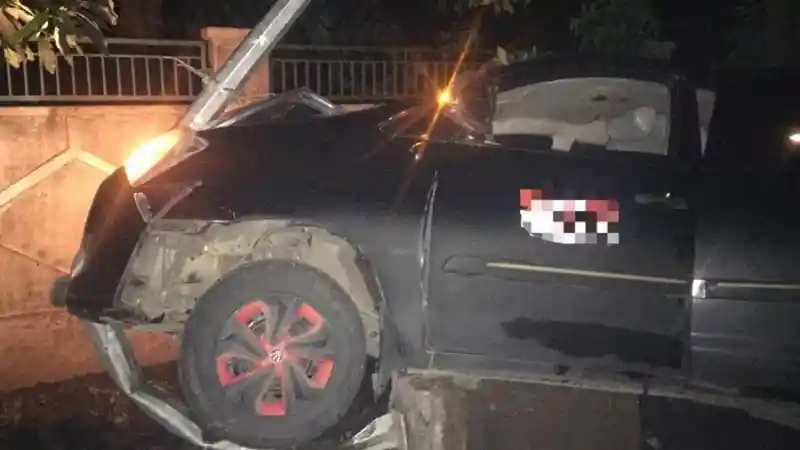 Berita - D'Masiv Alami Kecelakaan, Ini Spek Innova yang Mereka Gunakan