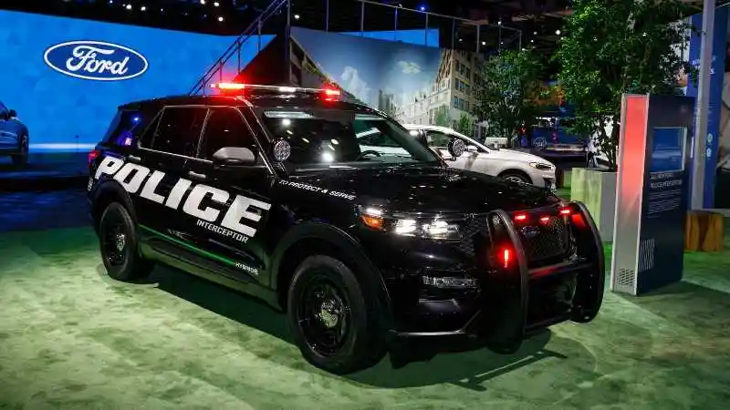 Berita - Ford Diminta Sekelompok Karyawannya Untuk Hentikan Produksi Mobil Polisi