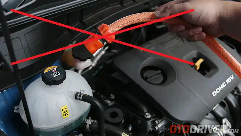 Tips - Hindari Kebiasaan Mengisi Radiator dengan Air Keran atau Air Kemasan!