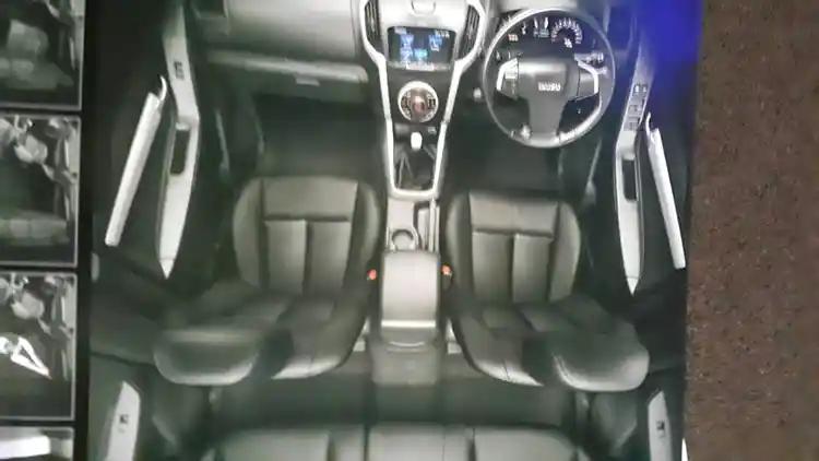 Foto - Isuzu D-Max Facelift Bocor Di Thailand