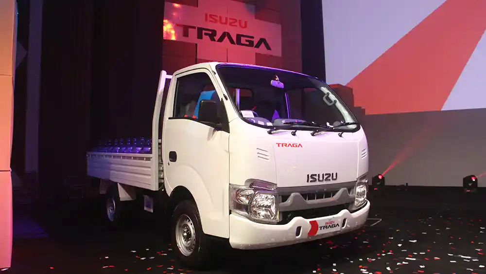Foto - Daftar Harga ISUZU Terbaru (Juli 2018) 