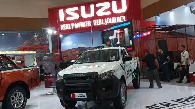 Foto - Merambah Fokus ke Sektor Pertambangan, Teknologi Isuzu Jadi Andalan, BBM Lebih Irit! 