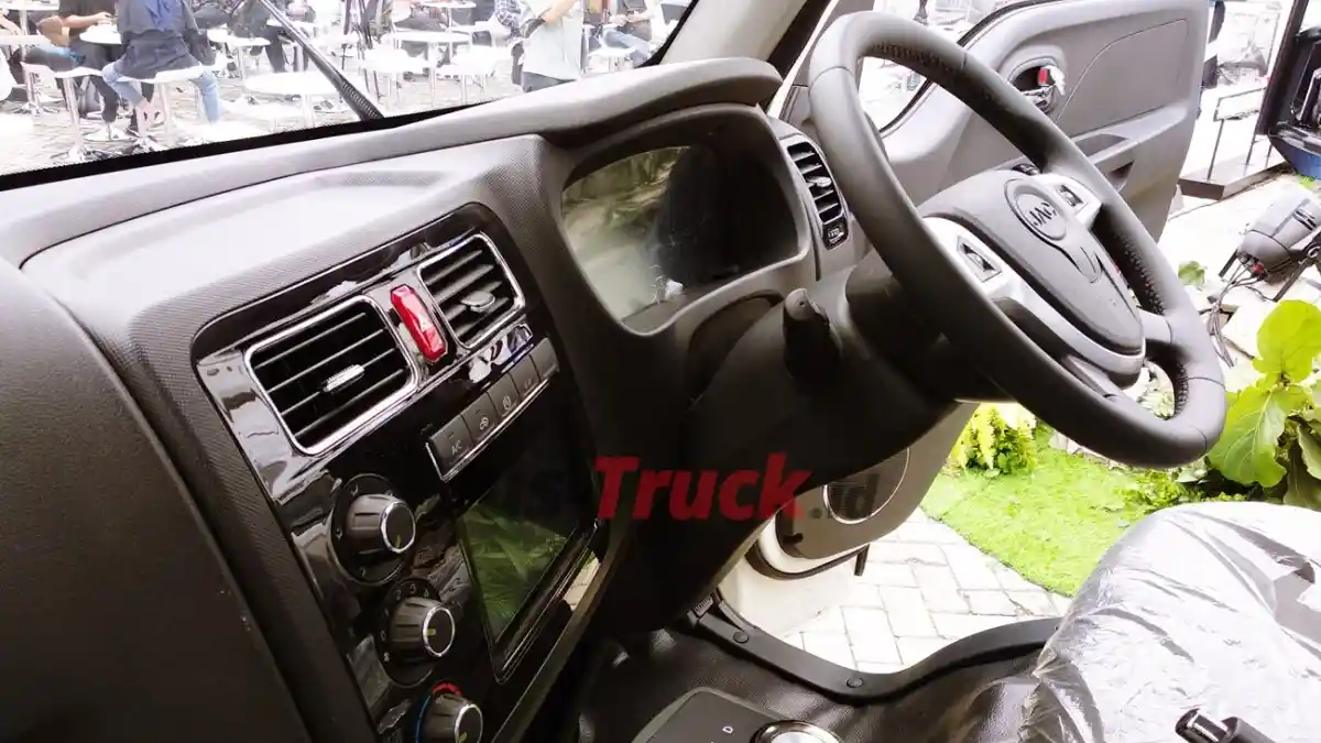 Foto - JAC Panaskan Persaingan Kendaraan Niaga Bertenaga Listrik, Lihat Tiga Model Anyar Mereka