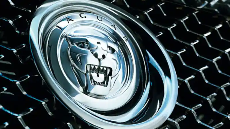 Berita - BMW Sebaiknya Akuisisi Jaguar