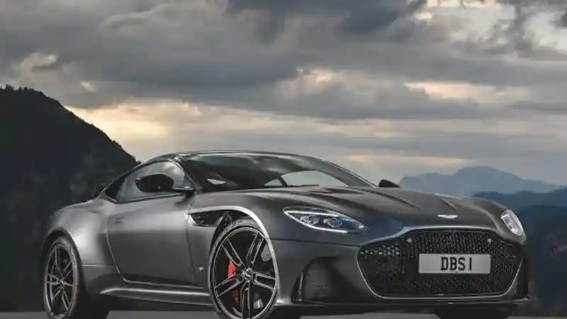Foto - 4 Aston Martin yang Akan Tampil di James Bond Terbaru