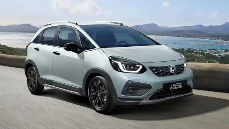 Foto - Honda Jazz Terbaru Eksis di Singapore, Harga Tembus Rp1,5 Miliar