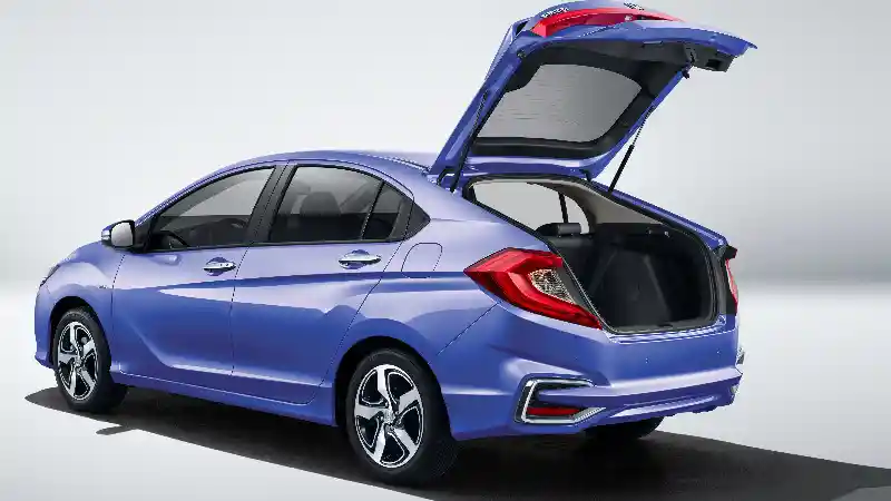 Foto - Inikah Calon Pengganti Honda Jazz Di Indonesia?