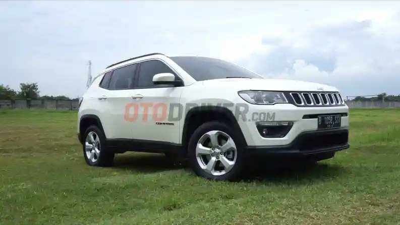 Tips - Ini Cara Agar Mobil Warna Putih Tidak Cepat Menguning