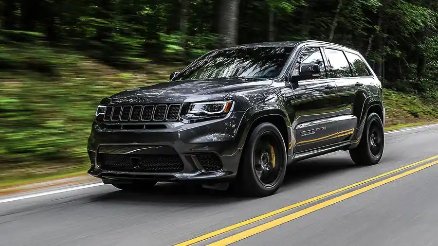 Foto - Inilah 8 SUV Paling Bertenaga Dari Berbagai Penjuru Dunia