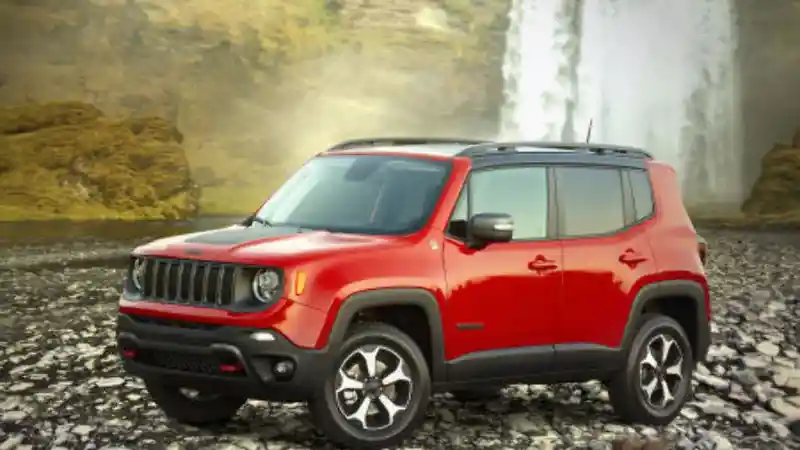 Foto - Jeep Mulai Jual Mobil Hybrid, Begini Spesifikasi dan Harganya?