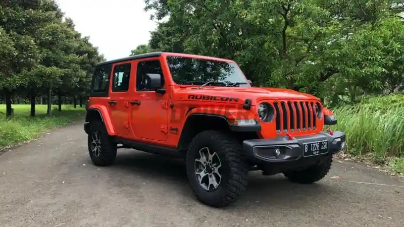 Foto - Resmi, Merek Jeep Kembali Ke Indonesia