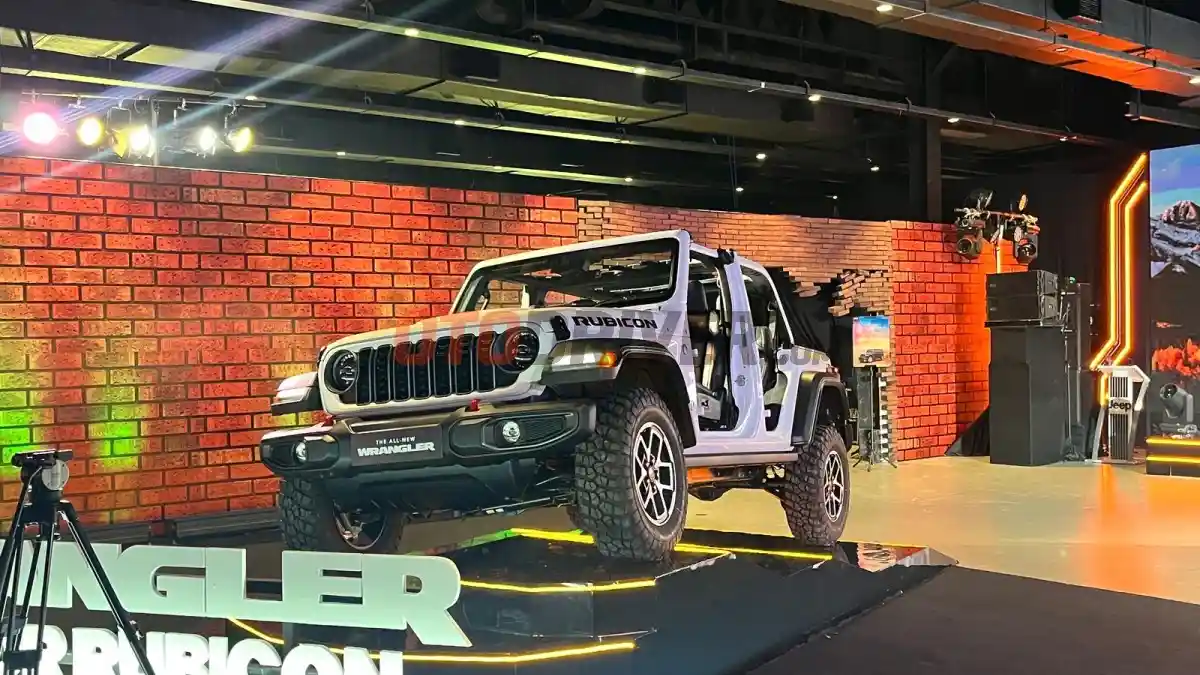 Foto - Dibanderol Rp 2,389 Miliar Di Indonesia, Inilah Kehebatan Jeep Wrangler Rubicon Yang Baru
