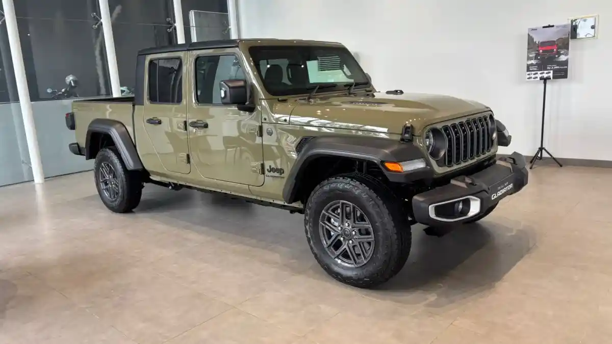 Foto - BAW 212 T01, Sosok Neo Klasik Yang Jadi Rival Jeep Wrangler