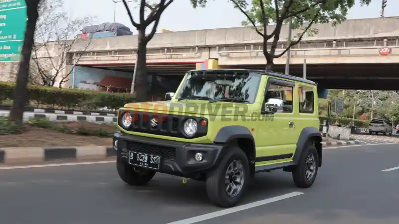 Foto - FIRST DRIVE: Suzuki Jimny 2019