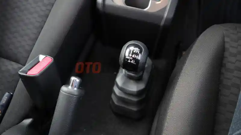 Foto - FIRST DRIVE: Suzuki Jimny 2019