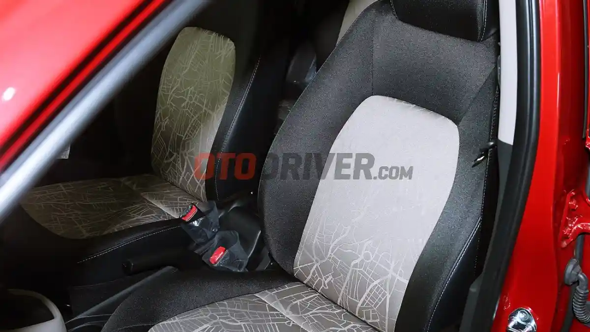 Foto - Fogging Kabin Mobil Untuk Usir Bakteri