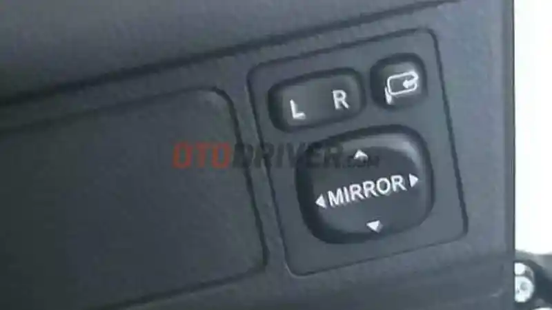 Foto - Bocor Lagi! Toyota Calya Facelift Makin Terkuak