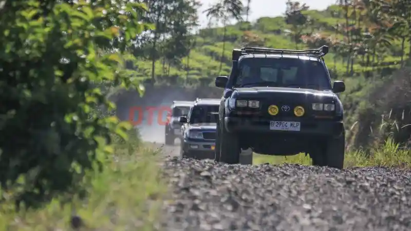 Foto - Kagama 4x4 Lakukan Baksos dan Guyup di Kaligua, Bumiayu Jawa Tengah