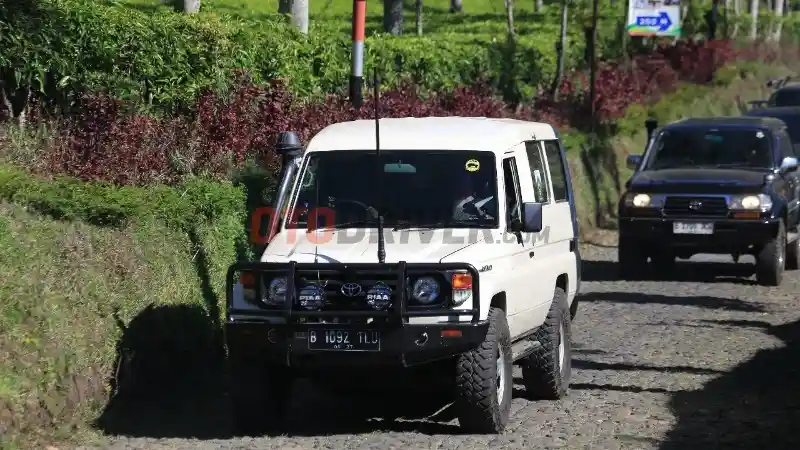 Foto - Kagama 4x4 Lakukan Baksos dan Guyup di Kaligua, Bumiayu Jawa Tengah