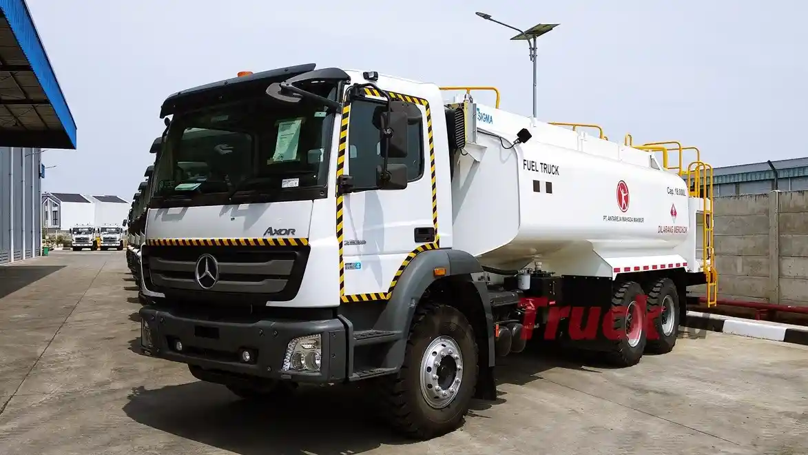 Foto - DCVI Makin Intensif Bina Karoseri Truk Angkut Berat