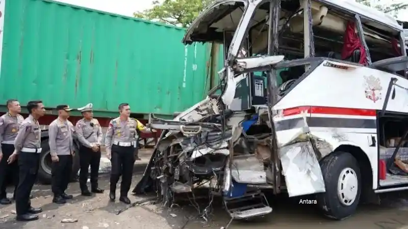 Bus - Antisipasi Musim Liburan, Lokasi Ramp Check Bus Tidak Hanya di Terminal
