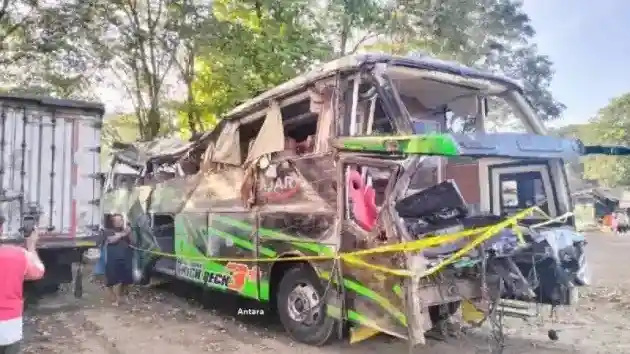 Foto - Jangan Lengah Saat Menyewa Bus Pariwisata Di Musim Liburan