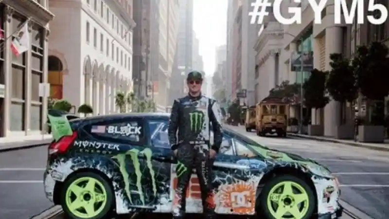 Foto - FIA Resmi Pensiunkan Nomor 43 Milik Ken Block di WRC