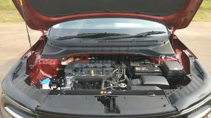 Foto - Perbedaan Kia Carens Varian 1.4L dan 1.5L, Apa Saja?