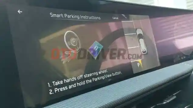 Foto - Menjajal Fitur Parkir Otomatis Kia EV 6, Bisa Manuver Sendiri! 