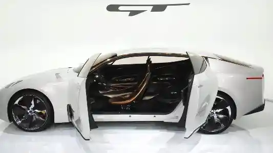 Foto - SPY SHOT: Kia GT 2018