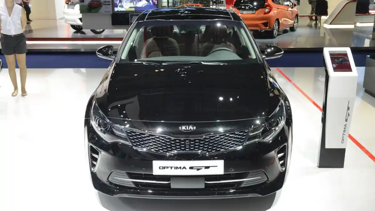 Berita - IAA 2015: KIA Optima Kini Bertenaga 245 dk