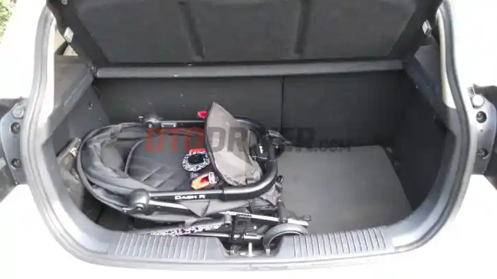 Foto - Panduan Membeli KIA Rio Bekas