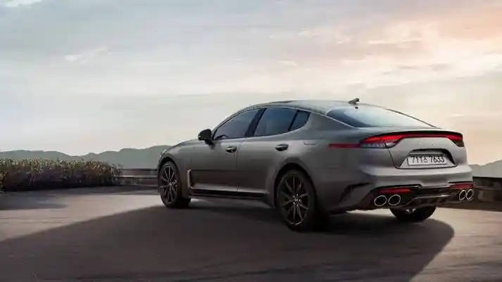 Foto - KIA Suntik Mati Sedan Legendarisnya, Apa Penyebabnya?