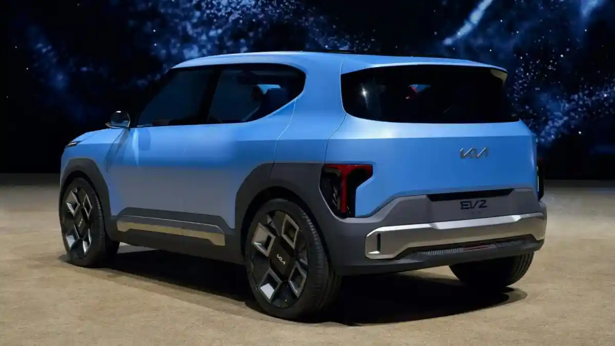 Foto - Kia EV2 Dipersiapkan Sebagai Mobil Listrik Termungil Kia