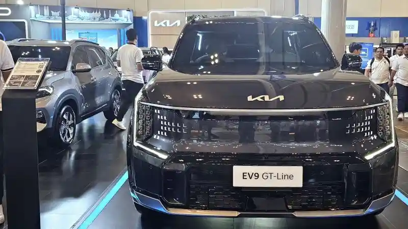 Foto - Kia Tawarkan DP0% di Pameran BCA Expo 2024 Yang Berlangsung di ICE BSD