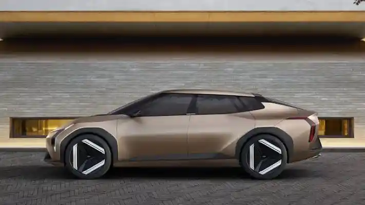 Berita - KIA Pastikan EV4 Dijual Dengan Harga Terjangkau dan Mulai Diproduksi Massal Maret 2025