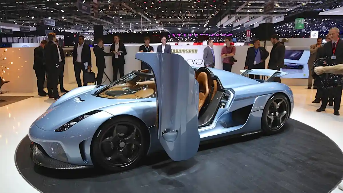 Berita - Koenigseg Hadirkan Regera, Supercar Hybrid Dengan Direct Drive
