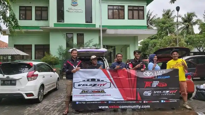 Foto - Ketika Para Pengguna Veloz Wujudkan Aksi Sosial Pasca Banjir