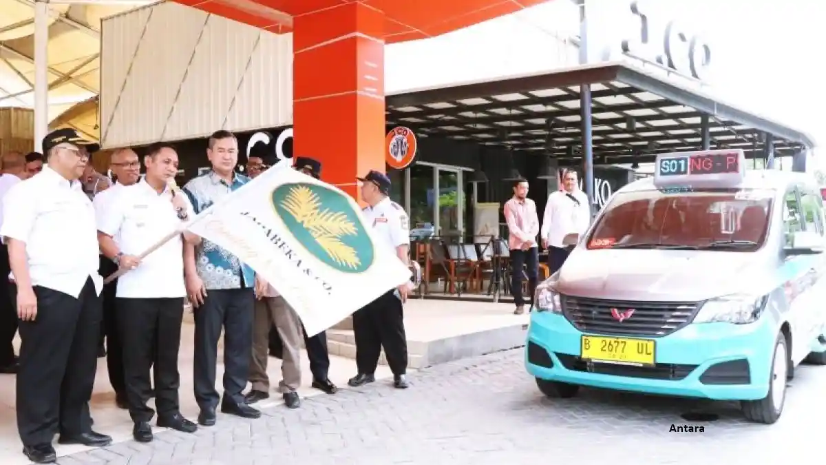 Foto - Bagi Warga Kabupaten Bekasi, Tarif Bus Ini Masih Gratis