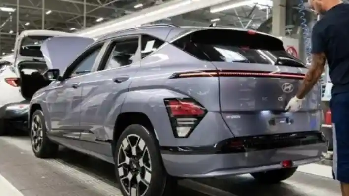 Foto - Hyundai Beri Lampu Hijau Kona Electric Dirakit Di Indonesia