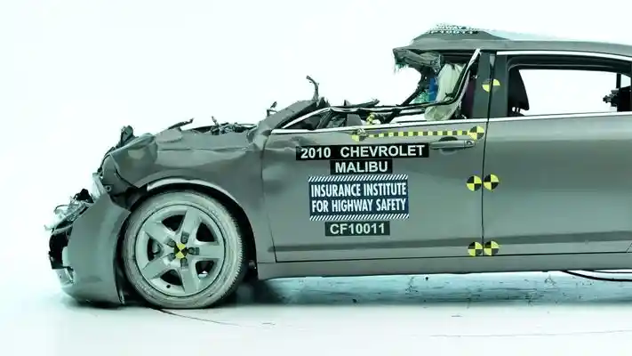 Berita - Dephub Upayakan Perundangan Bumper Belakang Truk