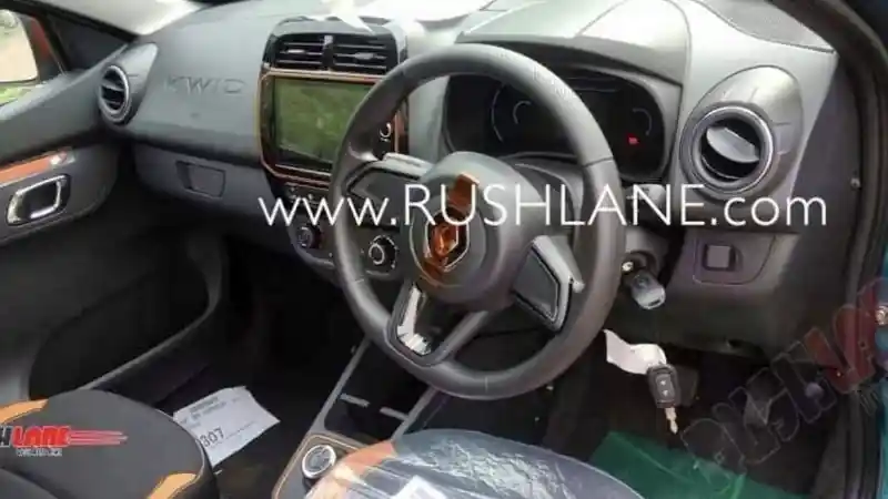 Foto - Mengintip Kelengkapan Renault Kwid Facelift. Sudah Double Airbag!