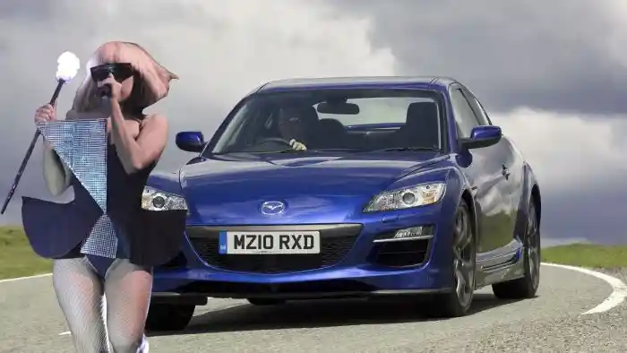 Foto - Saat Para Penyanyi Disamakan Dengan Mobil