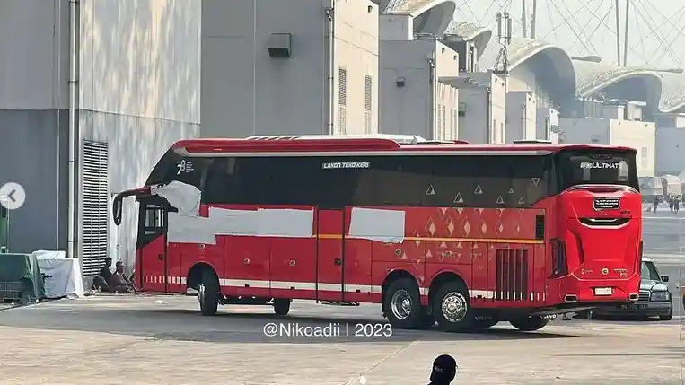 Foto - Bocoran Lengkap 9 Bus Adiputro vs 6 Bus Laksana di GIIAS 2023