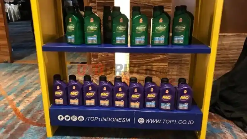 Foto - Oli TOP 1 Rilis Varian Baru Untuk LCGC, RP 72.500/Liter