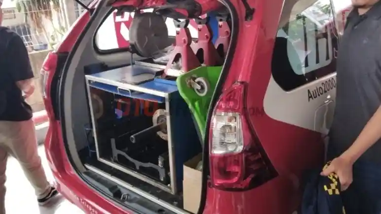 Foto - Bengkel Resmi Toyota Ini Berencana Hadirkan Layanan Pengecasan Mobil Listrik Berjalan