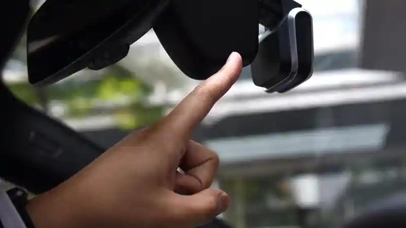 Foto - Beli Mobil BMW Kini Bisa Lewat Lazada, Apa Keuntungannya?