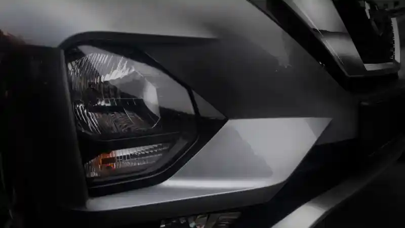 Tips - Upgrade Lampu Utama Xpander GLS Dan New Livina, Ini Langkah Aman, Gampang, Efektif Dan Banyak Pilihan.